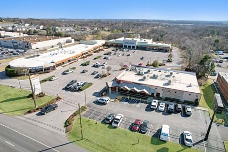 Retail space for Rent at 2021 Gallatin Pike North in Madison