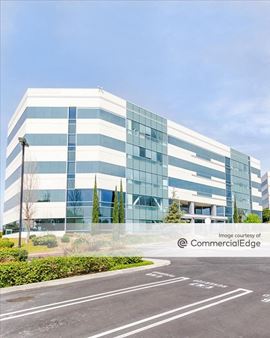 Wateridge - 5140 & 5150 West Goldleaf Circle