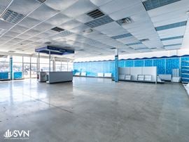 For Lease: Prime Retail Space