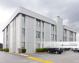 400 Jericho Turnpike