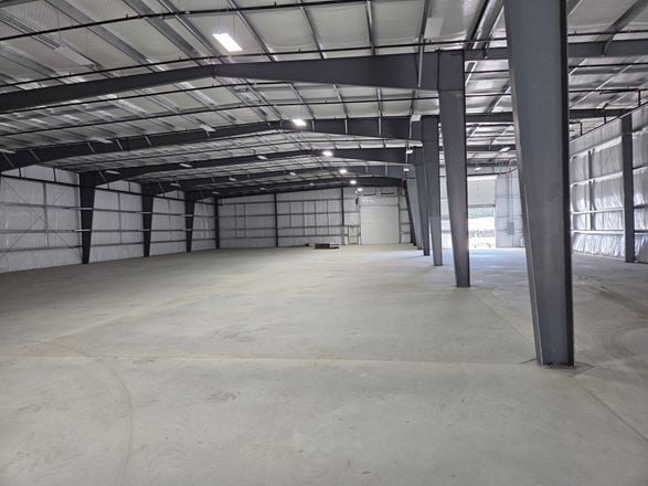 Northwood Drive Warehouse-Distribution-Manufacturing Space for Lease