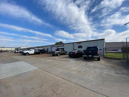 Industrial space for Rent at 7012 Belgold St in Houston