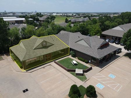 Photo of commercial space at 416 West 15th Street in Edmond
