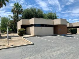 1441 East El Monte Way