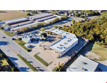 Retail space for Rent at 1223 E Belt Line Rd in Desoto