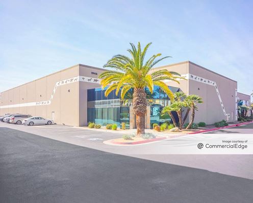 Safari Business Center - Building 2