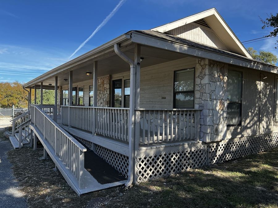 Commercial Building Well-Suited for Retail and/or Office Use