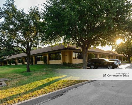 Office space for Rent at 14240 Midway Road in Dallas