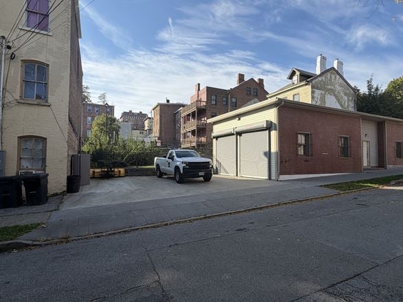 171 1st St.