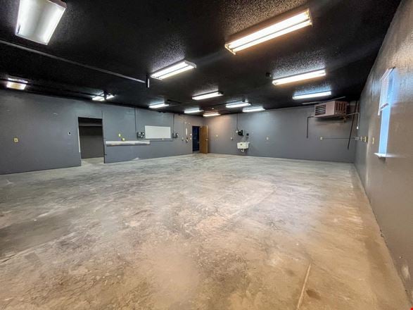 Plant Street Office & Flex Facility
