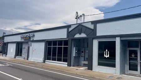 Retail space for Rent at 817 MANATEE AVE W in Bradenton