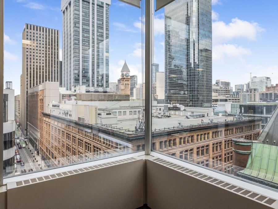 151 Yonge Street 151 Yonge Street