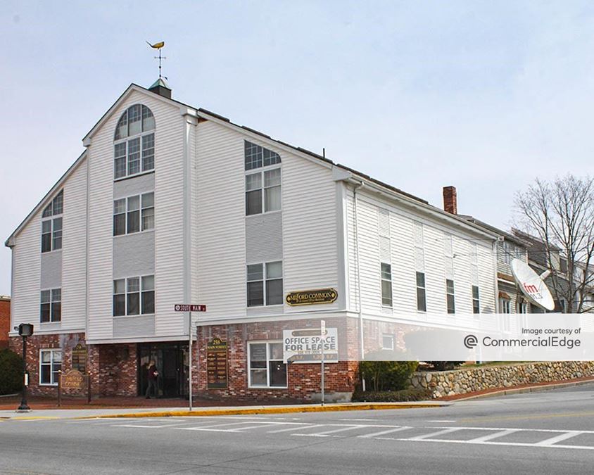 Milford Common Professional Building