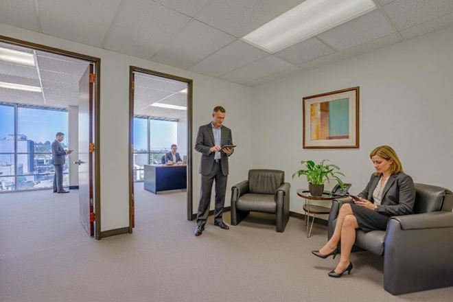 Barrister Executive Suites - Encino Financial Center