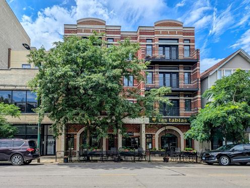 2942 N Lincoln Ave Unit 1C