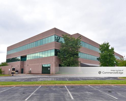 Riverport Business Park - 13900 Riverport Drive