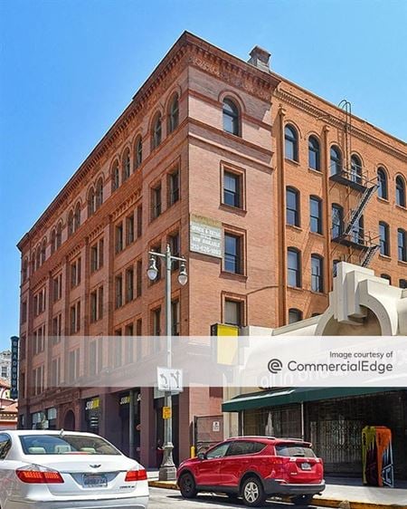 Shared and coworking spaces at 304 South Broadway in Los Angeles