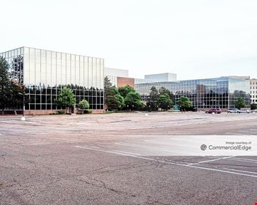 Onyx Office Plaza