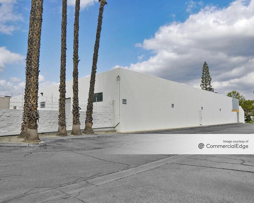 9145 Deering Avenue, Chatsworth Industrial Space For Lease