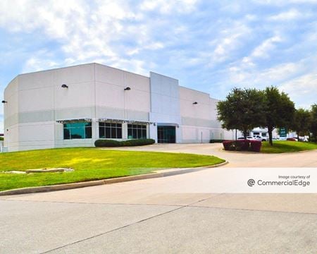 Industrial space for Rent at 2720 Commodore Drive in Carrollton