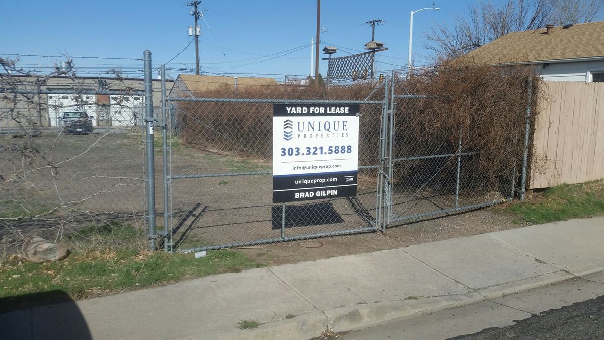 8,000 SF storage yard