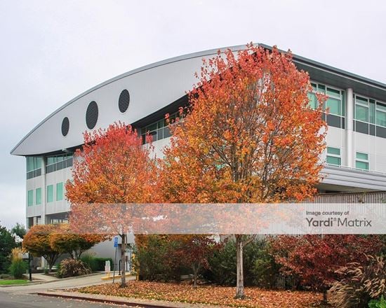 Aquatic Park Center - 725 Potter Street