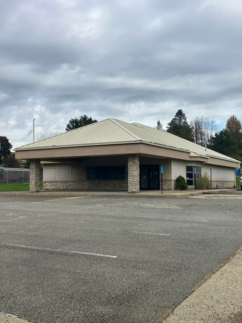 Freeport Retail Building