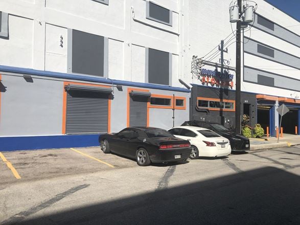 812 Live Oak St