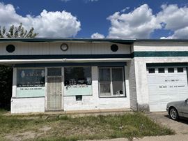 1536 S Main St