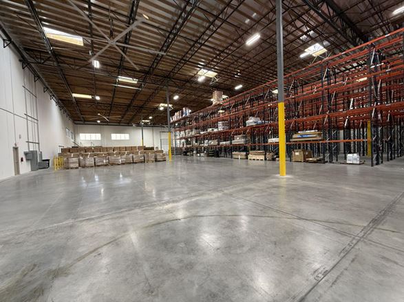 Immediate Occupancy | ±47,592 SF Turnkey Warehouse