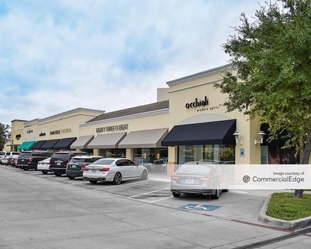 Retail space for Rent at 8300 Preston Road in Dallas