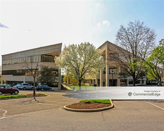 Commerce Center
