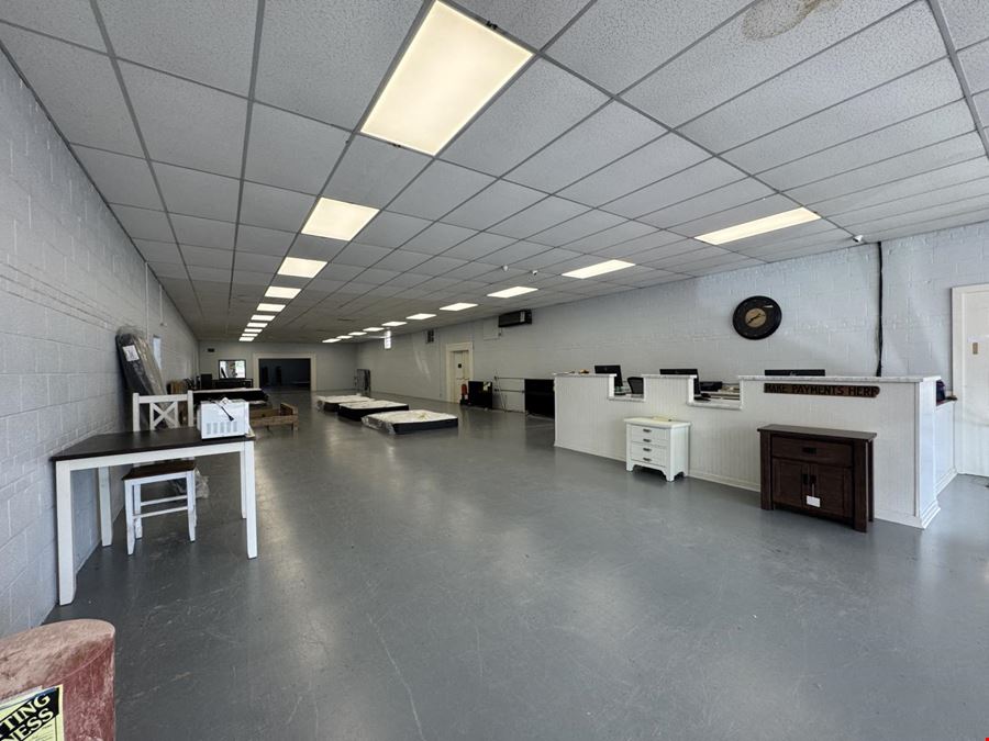 419-421-425 West Main St, Senatobia, MS