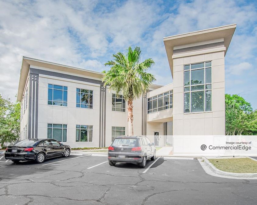 920 Houston Northcutt Blvd, Mount Pleasant, SC 29464