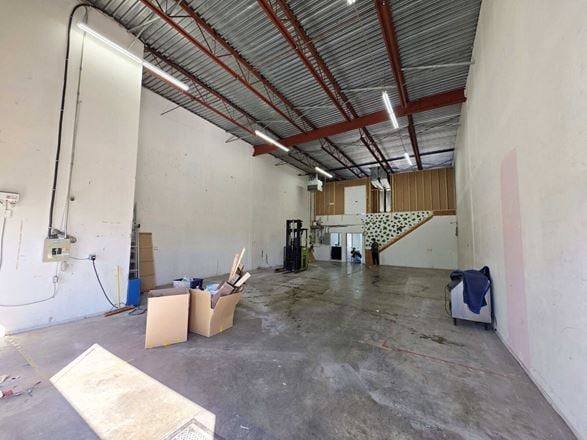#150 - 11120 Bridgeport Road