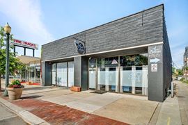 307 N Chicago St, Joliet, IL 60432