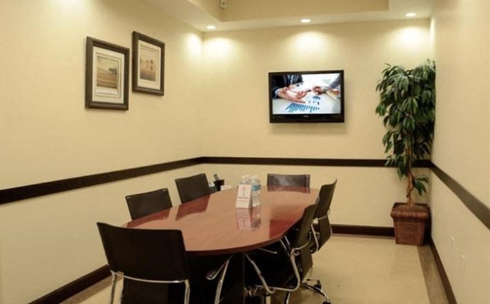 Hampton Business Center - Sheridan