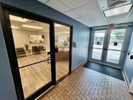 1101 Gulf Breeze Pkwy - Sublease - 3,842 SF