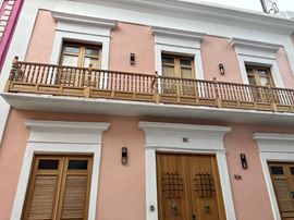 106 Cruz St.