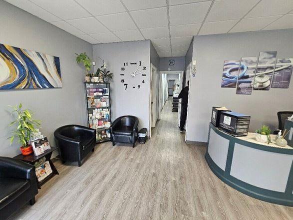 Retail space for Rent at 158 Jericho Turnpike in Mineola