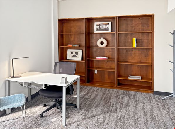 Regus - Sumter - West Hampton Avenue