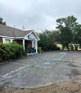 1721 Highway 51 S
