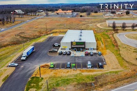 Retail space for Sale at 905 S Bend Dr in Horseshoe Bend