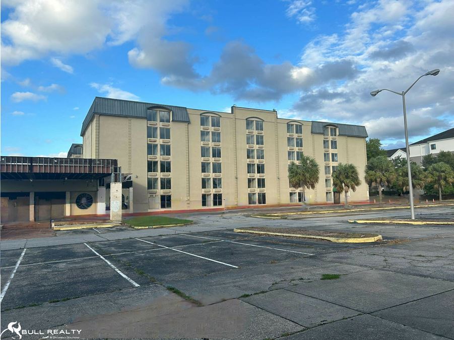 Bank Owned Hotel Redevelopment or Multifamily Conversion Opportunity