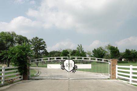 Other space for Sale at 711 Old Antioch Road in Smithville