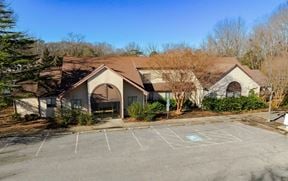 Well-Maintained Office Building in St. Charles Business Corridor