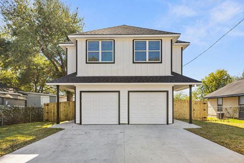 6 Unit Duplex Package in Brenham