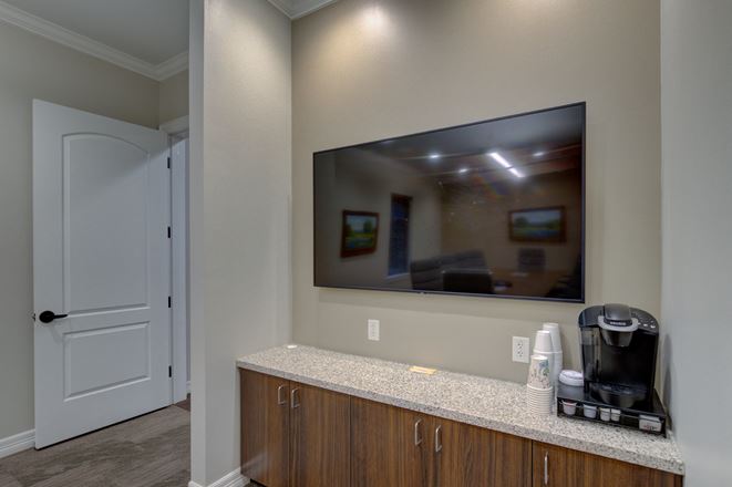 Spanish Oaks Professional Plaza | Bldg. 1