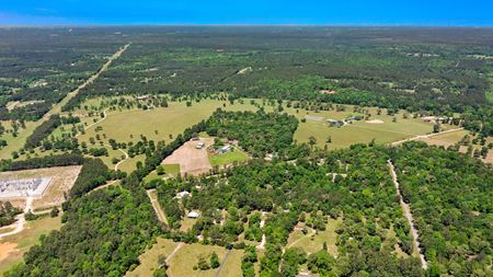 Commercial space for Sale at 12615 &amp; 13093 Browder Traylor Rd in Willis
