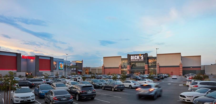 Los Cerritos Center